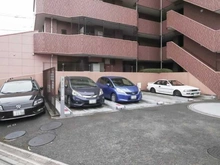 【埼玉県/朝霞市仲町】ライオンズガーデン朝霞 駐車場