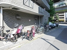 【東京都/板橋区熊野町】アークステージ北池袋 駐輪場：屋内にも駐輪場あり