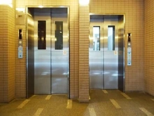 【東京都/板橋区本町】グローリオ板橋本町 エレベーター