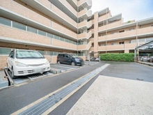 【東京都/板橋区相生町】レーベンハイム志村プレノルガール 駐車場