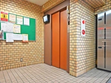 【東京都/板橋区本町】サンパレス本町 エントランス