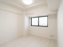 【東京都/板橋区宮本町】朝日シティパリオ 板橋本町 洋室