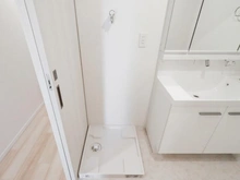 【東京都/板橋区宮本町】朝日シティパリオ 板橋本町 洗面所