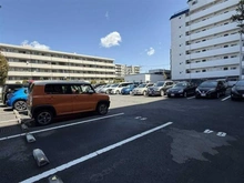 【東京都/板橋区坂下】秀和蓮根レジデンス 駐車場