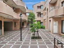 【東京都/豊島区西池袋】ロイヤルプラザ目白 敷地内：中庭