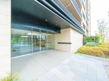 【東京都/北区志茂】ザ・パークハウスオイコス赤羽志茂　フォーススクエア アプローチ