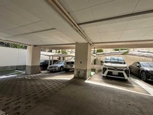 【東京都/文京区西片】シャトー文京 駐車場