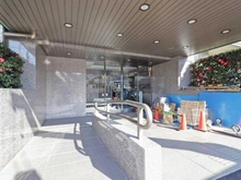 【東京都/板橋区小茂根】コスモ小竹向原 エントランス