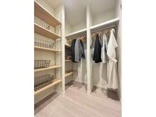【東京都/豊島区南大塚】ルジェンテ南大塚 収納：ウォークインクローゼット