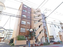 【東京都/世田谷区松原】第2梅ケ丘ハイム 外観：写真中央