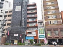 【東京都/豊島区駒込】南駅前ビル 外観：写真中央の建物