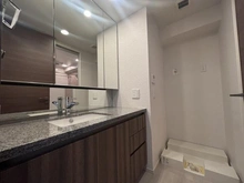 【東京都/世田谷区南烏山】ザ・パークハウス千歳烏山グローリオ　 エアリーコート 洗面所