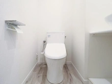 【神奈川県/横浜市神奈川区栄町】ザ・ヨコハマタワーズ　 タワーイースト トイレ