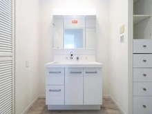 【神奈川県/横浜市神奈川区栄町】ザ・ヨコハマタワーズ　 タワーイースト 洗面所