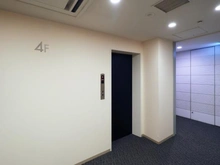 【神奈川県/横浜市神奈川区栄町】ザ・ヨコハマタワーズ　 タワーイースト 共用部：4階