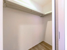 【東京都/中野区中野】ディアクオーレ中野文園 収納：ウォークインクローゼット