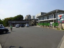 【東京都/板橋区加賀】レーベンハイム加賀プレシャスフォルム セブンイレブン　板橋加賀二丁目店（現地より約320m）