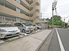 【東京都/板橋区前野町】ダイアパレスグランデューロ板橋壱番館 駐車場
