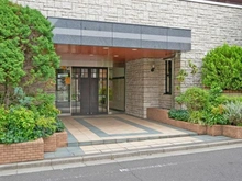【埼玉県/所沢市小手指町】ライオンズグローベル小手指イーストアヴェニュー アプローチ