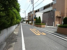 【東京都/豊島区千早】ヒルズ千早町 前面道路