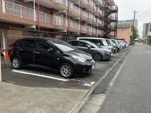 【埼玉県/坂戸市千代田】ビューハイム若葉 駐車場
