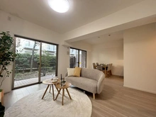 【東京都/板橋区宮本町】コニファーコート常磐台 リビング・ダイニング：※家具・調度品等は販売価格に含まれておりません
撮影年月：2025年10月12日