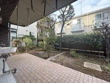 【東京都/板橋区宮本町】コニファーコート常磐台 専用庭：撮影年月：2025年10月12日