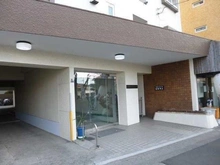 【東京都/世田谷区上北沢】上北沢ハイネスコーポ エントランス