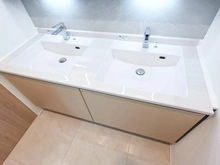 【東京都/渋谷区神宮前】D’クラディア神宮外苑ハイヴァリー 洗面所