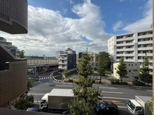 【東京都/目黒区碑文谷】モナーク碑文谷 眺望：共用廊下から