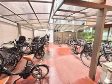 【東京都/港区南青山】南青山ユニハイツ 駐輪場