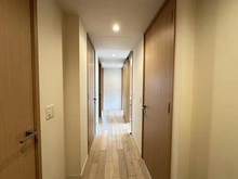 【東京都/港区六本木】ザ・レジデンス六本木 廊下