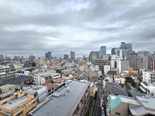 【東京都/渋谷区神泉町】クレッセント渋谷神泉 眺望：洋室側バルコニーから