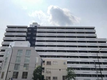 【東京都/目黒区大橋】NK渋谷コータース 外観：写真奥