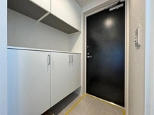 【東京都/目黒区青葉台】イトーピア目黒青葉台 玄関