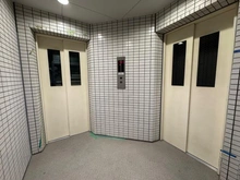 【東京都/渋谷区富ヶ谷】ヴィ―ナ・パルテール エレベーターホール