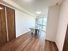 【東京都/新宿区富久町】富久クロスコンフォートタワー リビング・ダイニング：家具は含まれません。