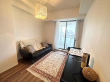 【東京都/新宿区富久町】富久クロスコンフォートタワー 洋室：家具は含まれません。