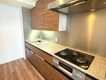 【東京都/新宿区富久町】富久クロスコンフォートタワー キッチン