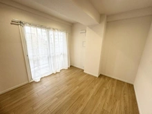 【東京都/渋谷区神宮前】シャーレー原宿 洋室