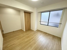 【東京都/渋谷区神宮前】シャーレー原宿 洋室