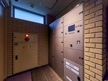 【東京都/港区東麻布】クラッシィスイート・ジオ東麻布 宅配BOX