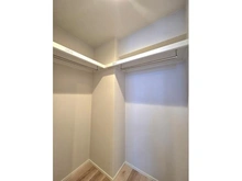 【東京都/渋谷区西原】代々木上原第一マンションズ 収納：洋室約6.1帖部分