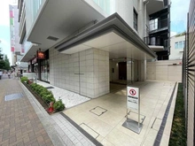 【東京都/目黒区大橋】ドレッセ目黒大橋プレヴィ アプローチ