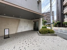 【東京都/渋谷区富ヶ谷】代々木公園パーク・ホームズ エントランス