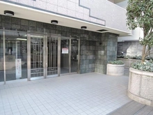 【東京都/渋谷区桜丘町】ビューネ渋谷桜丘 エントランス