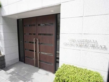 【東京都/目黒区青葉台】オープンレジデンシア目黒青葉台テラス A棟 エントランス