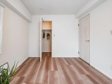 【東京都/渋谷区松濤】松涛パークハウス 洋室：6.8帖　家具・調度品等は販売価格に含まれておりません。