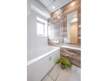 【東京都/渋谷区松濤】松涛パークハウス 浴室：家具・調度品等は販売価格に含まれておりません。