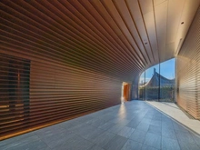 【東京都/渋谷区神宮前】プラウド神宮前 エントランス